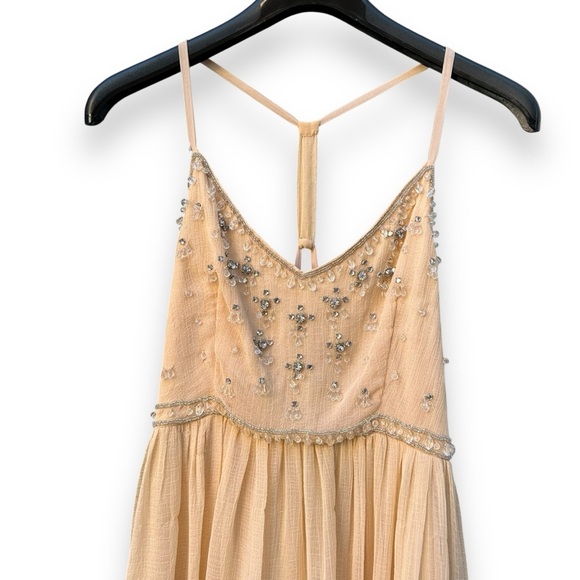 UO Kimchi Blue Snow Queen Embellished Rhinestone Mini Party Dress Pale Pink 10 - Picture 6 of 11